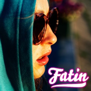 Dengarkan Aku Bahagia lagu dari Fatin dengan lirik