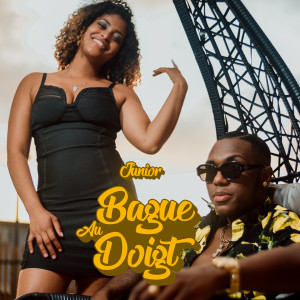 Listen to Bague au doigt song with lyrics from Junior
