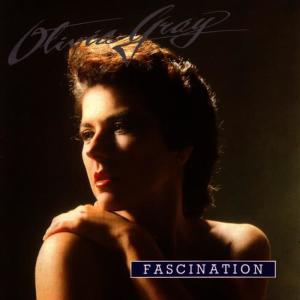 ดาวน์โหลดและฟังเพลง Fascination พร้อมเนื้อเพลงจาก Olivia Gray