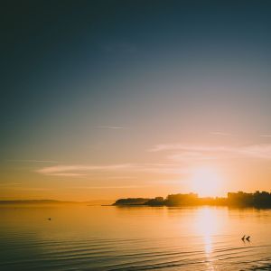 Dengarkan Lullaby lagu dari Deep Sleep dengan lirik