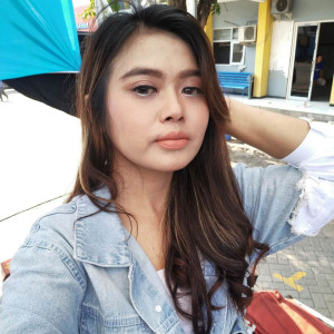 ดาวน์โหลดและฟังเพลง Salah Pegang พร้อมเนื้อเพลงจาก Ayu Rivanka