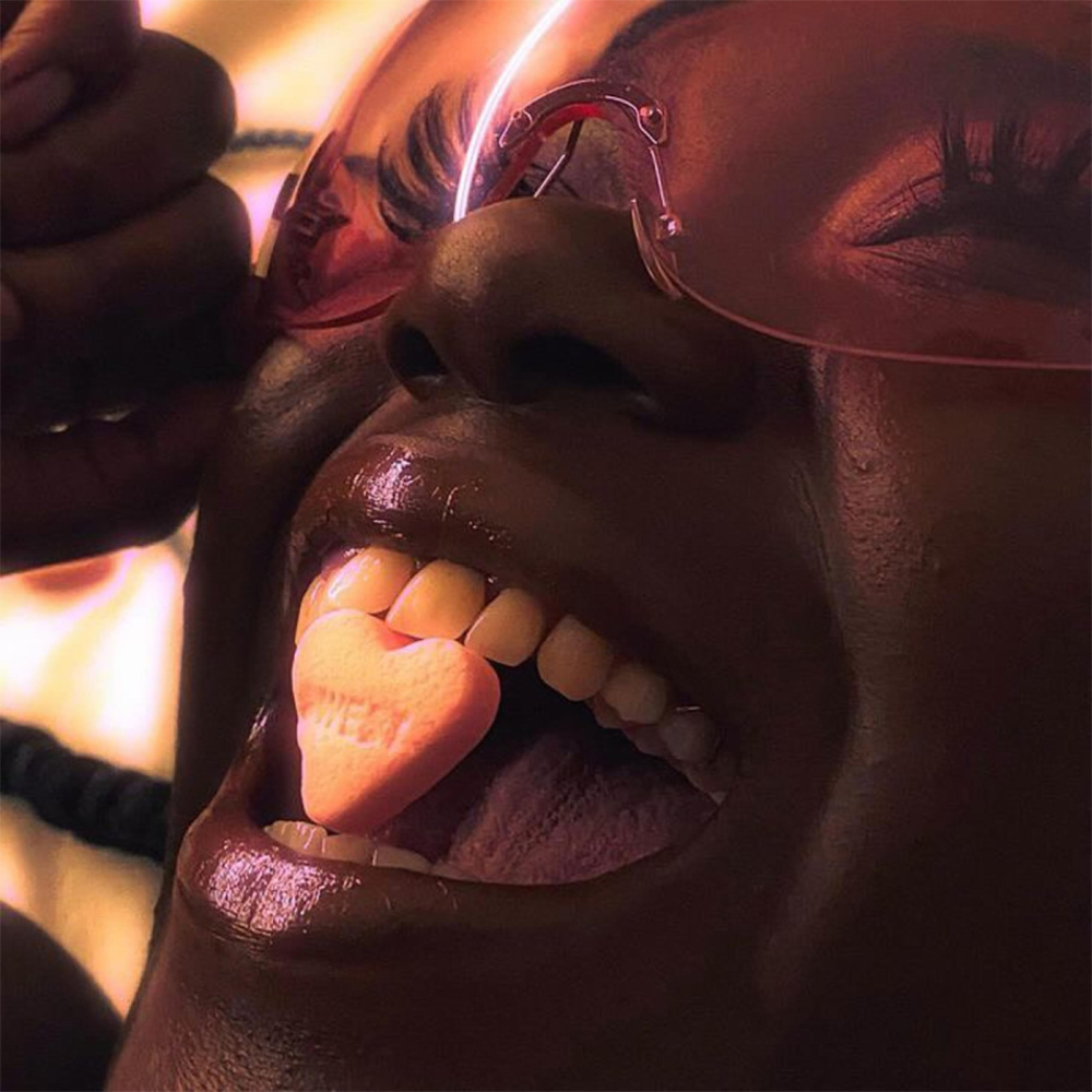 AMOUR & CHAOS (CLUB VERSION) (Explicit)