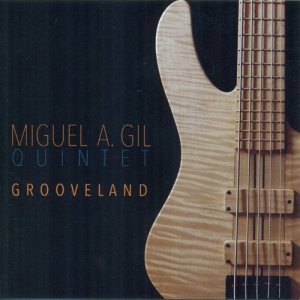 收聽Miguel A. Gil Quintet的Flamenfunk (Dedicada a Paco De Lucía Y a Victor Wooten)歌詞歌曲