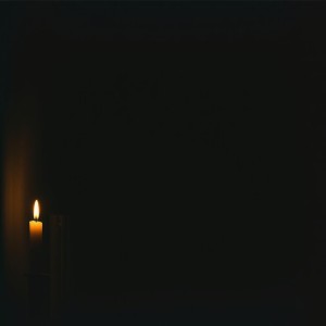 Eka Fitri的專輯Candlelight Through