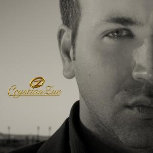 ดาวน์โหลดและฟังเพลง Mi Reina พร้อมเนื้อเพลงจาก Crystian Zue