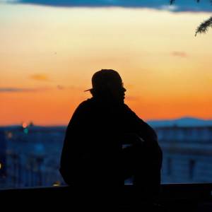 ดาวน์โหลดและฟังเพลง Break พร้อมเนื้อเพลงจาก Yeibe