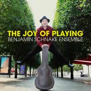 ดาวน์โหลดและฟังเพลง The Joy of Playing พร้อมเนื้อเพลงจาก Benjamín Schnake Ensemble
