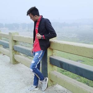 Listen to Khafa song with lyrics from Saeyz