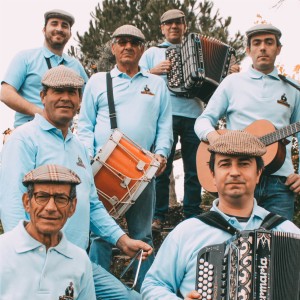 Grupo Popular "Pilha Galinhas"的專輯Não Há Galinha Que Resista