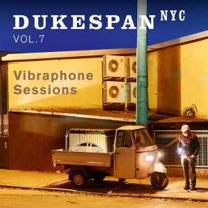 收聽Dukespan NYC的Moon Song歌詞歌曲