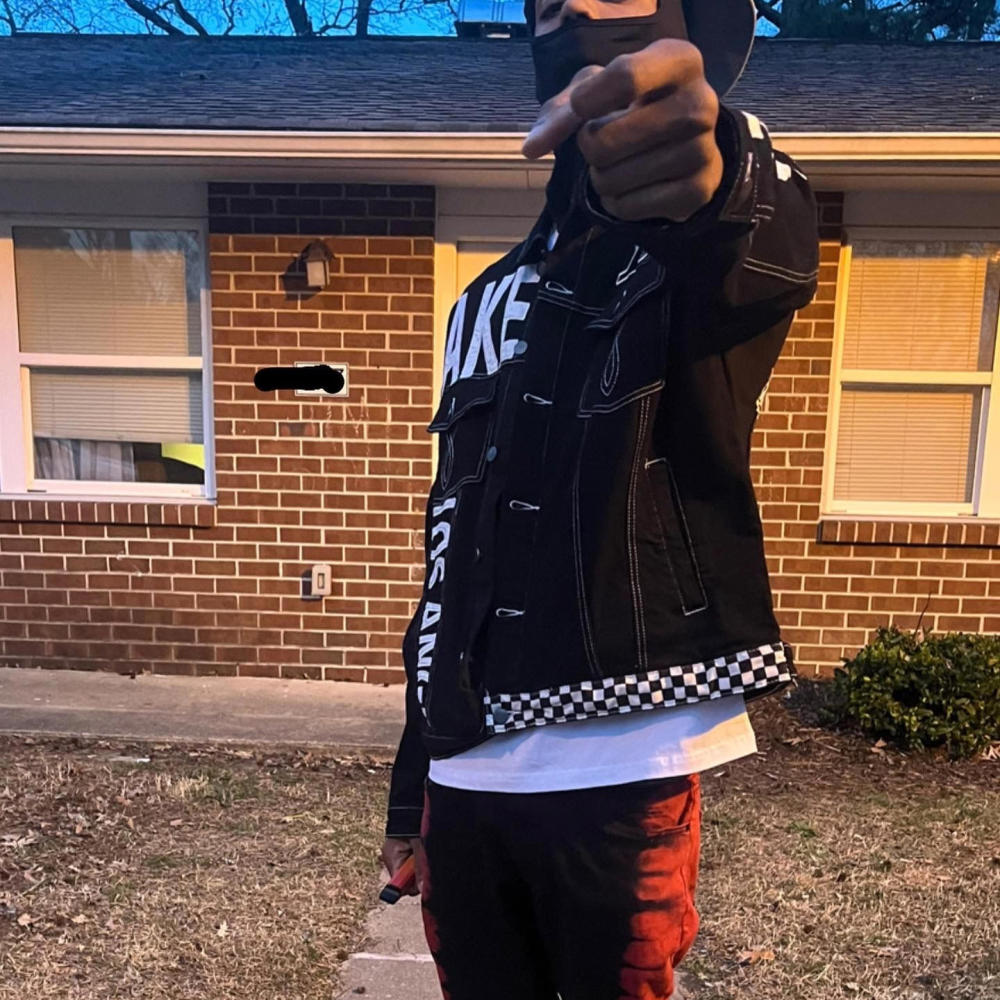 GoWitYoMove (feat. Blix & Trapstarkyy) (Explicit)