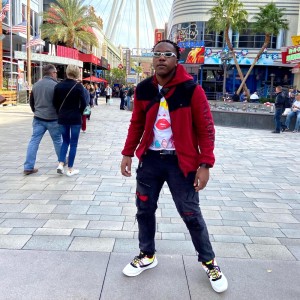 收聽Kelvino的Liiaaarrrr (Explicit)歌詞歌曲