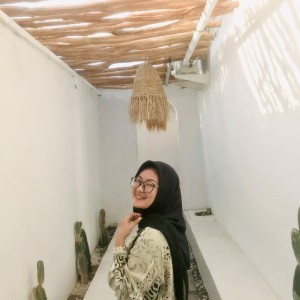 收聽Bunga Maharani的Ada Kamu Selamanya歌詞歌曲