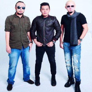 收听Indera Band的Tapi Ku Punya Cinta歌词歌曲