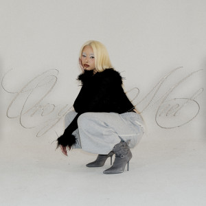 收聽Vivi K的ORO Y MIEL歌詞歌曲