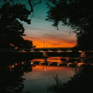 收聽Mariniwa的Nichibotsu歌詞歌曲