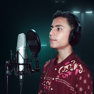 Listen to Biddaloye Jai Na song with lyrics from Ashraful Islam