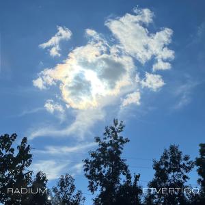 Radium的专辑LongTime.ET