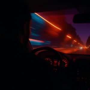 收聽Ft STUDIO的NIGHT OUT (feat. NKM)歌詞歌曲
