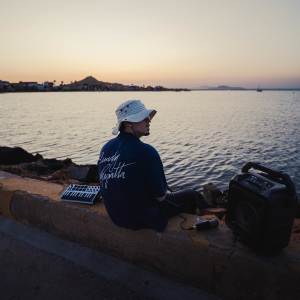 default playlist img