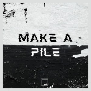 Denis Ago的专辑Make A Pile (Radio Edit)