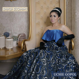 Dengarkan Bahagia Bersamamu lagu dari Uchie Gopol dengan lirik