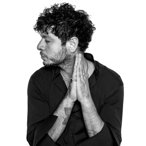 收听Güntaç Özdemir的Sevişmeden Uyumayalım歌词歌曲