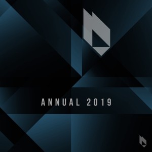 Dengarkan lagu Freya (D-Formation & Grazze Remix) nyanyian Hells Kitchen dengan lirik