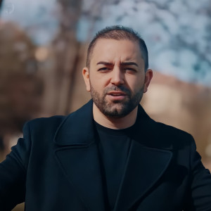 Listen to De-Ar Fi Viata Omului song with lyrics from Dani Bănăteanu