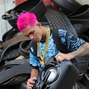 Album Segue o Fluxo (Explicit) from Mc Xandy
