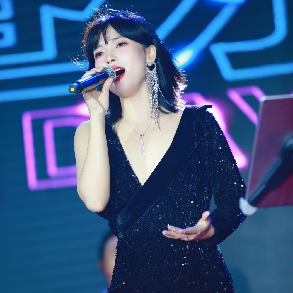 厉美麟