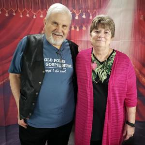 收聽Glenn Dawson的Room At The Cross歌詞歌曲