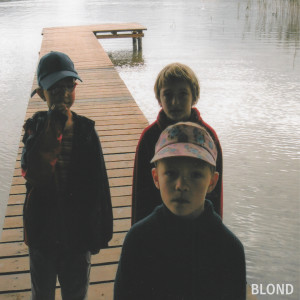 Listen to Siren song with lyrics from Blond