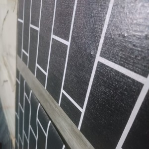 收聽MIE的Tertabrak kasih sayang歌詞歌曲