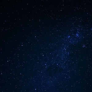 Dengarkan Лето lagu dari kalashik dengan lirik