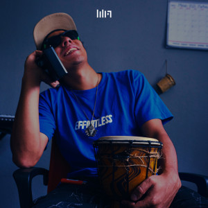 Dengarkan lagu Natural (Explicit) nyanyian Ch3bo dengan lirik