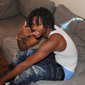 收聽CGB Nino的Rain (Explicit)歌詞歌曲