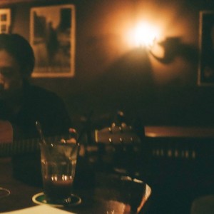 Dengarkan lagu タトエモヨウ nyanyian The Here dengan lirik