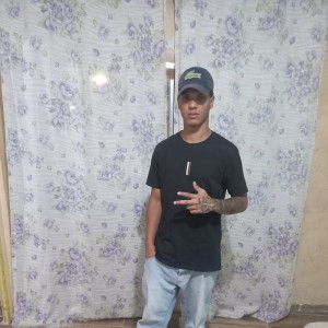 Listen to Malandro Não Para (Explicit) song with lyrics from DJ PÉ NA PORTA