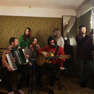 Listen to Холодно (Acoustic) song with lyrics from Гафт