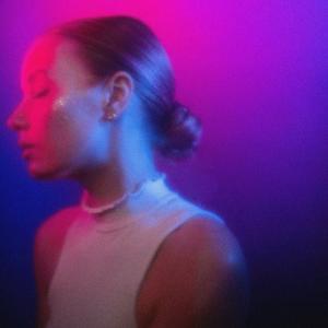 Listen to love in the dark (sped up) song with lyrics from pearl