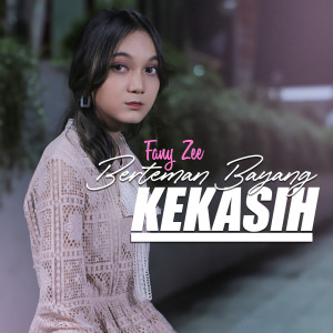 Listen to Berteman Bayang Kekasih song with lyrics from Fany Zee