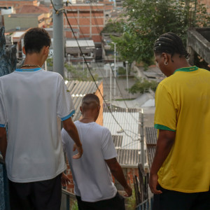 收聽Rapnoscliv的Tropa Ta na Pista (Explicit)歌詞歌曲