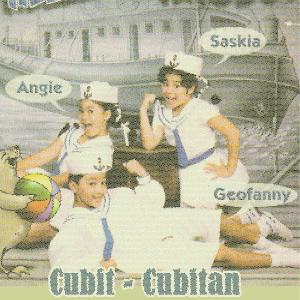 ดาวน์โหลดและฟังเพลง Hitam Manis พร้อมเนื้อเพลงจาก Saskia