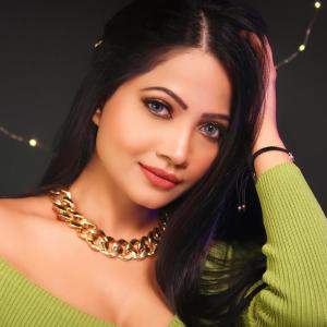 Dengarkan Tumhi Aana lagu dari Diya Ghosh dengan lirik