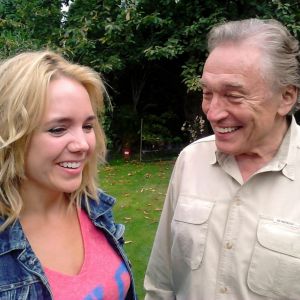 Dengarkan Čas vánoční lagu dari Lucie Vondrackova dengan lirik