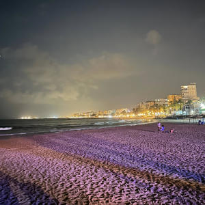 收聽Ahmet的Bailando歌詞歌曲