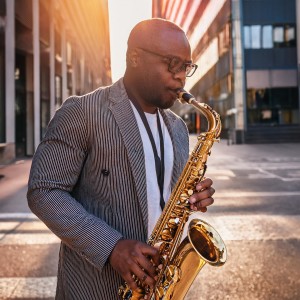 ดาวน์โหลดและฟังเพลง Tonos De Jazz Del Bulevar พร้อมเนื้อเพลงจาก El salón de jazz feliz