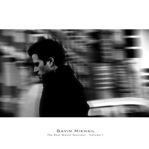 收聽Gavin Mikhail的I Will Follow You into the Dark歌詞歌曲
