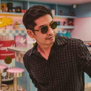 Jett Nattapong ดาวน์โหลดและฟังเพลงฮิตจาก Jett Nattapong